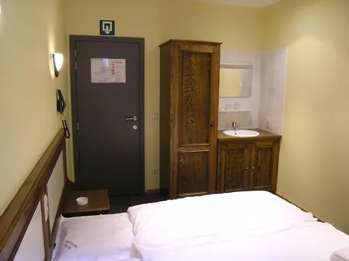 P6 Antwerp Hotel